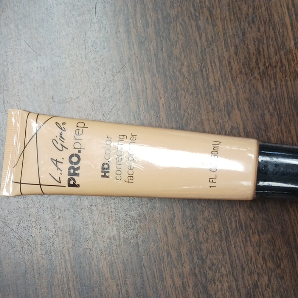 L.A. Girl Pro.prep face primer